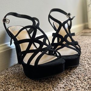 New black heels